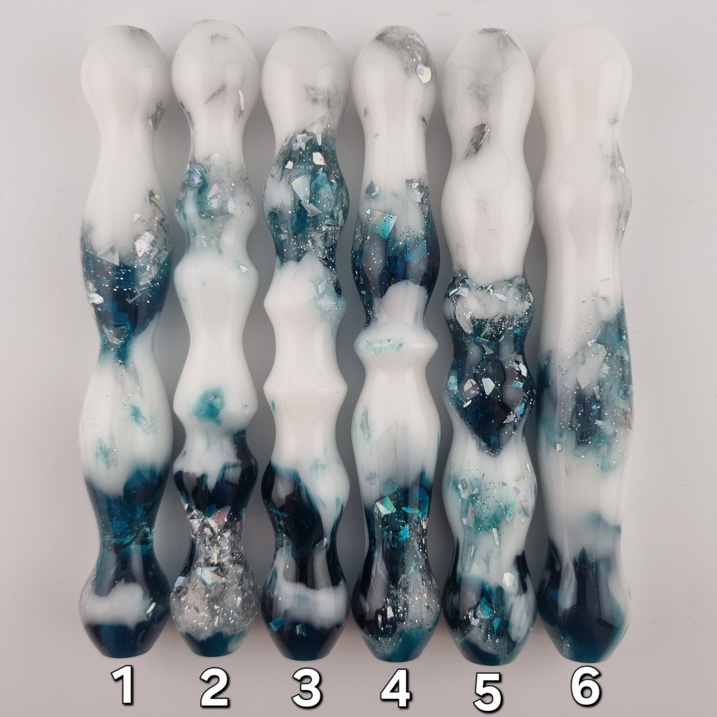Transparent Emerald Green, White and Holographic Flakes Diamond Painting Pen