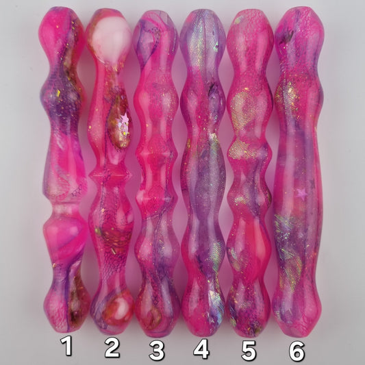 Iridescent Purple Ribbon, Purple and Pink Tulle, Green and Pink Glitter, Pink and White resin Diamond Painting Pen