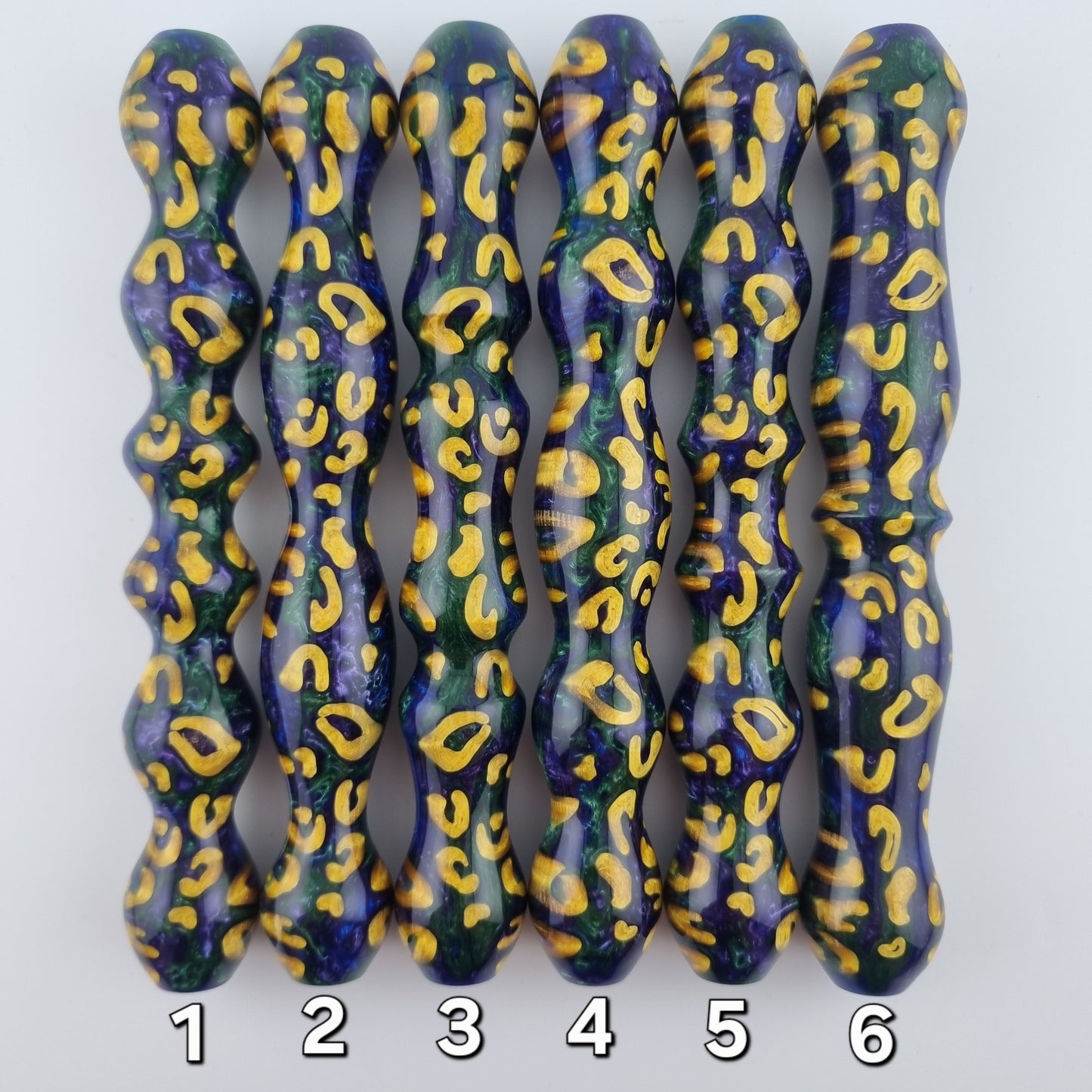 Silk Gold 3D Printed Leopard Spots and Purple, Blue and Green Mica Diamond Painting Pen