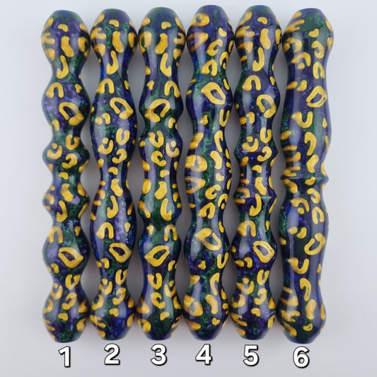 Silk Gold 3D Printed Leopard Spots and Purple, Blue and Green Mica Diamond Painting Pen