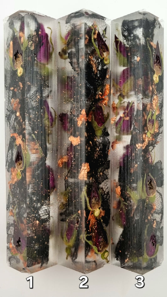 Rose Hip Flower Buds (voids can be filled with copper glitter when turned), Black Lace and Copper Leaf Pen Blank